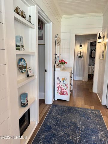 1503 Paris Avenue, Port Royal, SC 29935