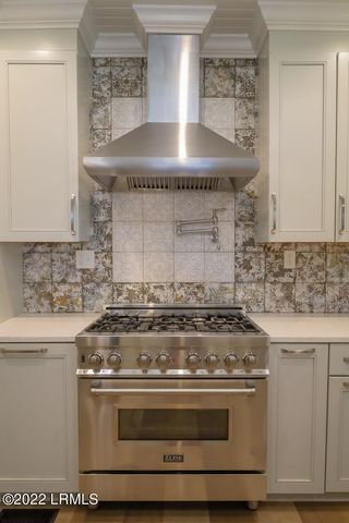 1503 Paris Avenue, Port Royal, SC 29935