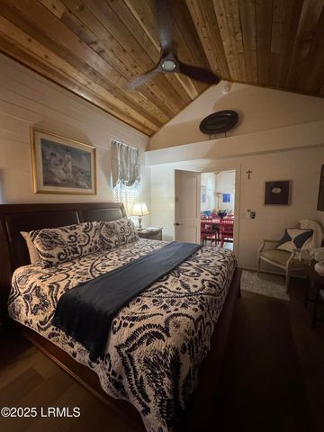 1503 Paris Avenue, Port Royal, SC 29935