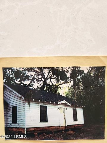 1503 Paris Avenue, Port Royal, SC 29935