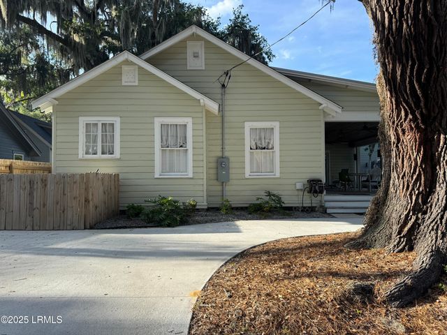 1503 Paris Avenue, Port Royal, SC 29935