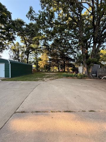 1014 Norristown Circle, Russellville, AR 72802