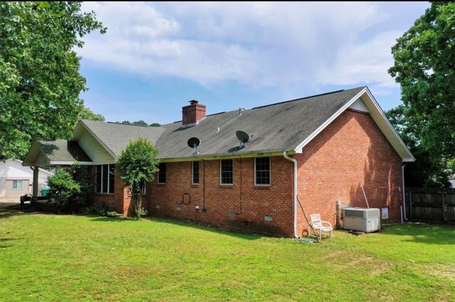 1014 Norristown Circle, Russellville, AR 72802