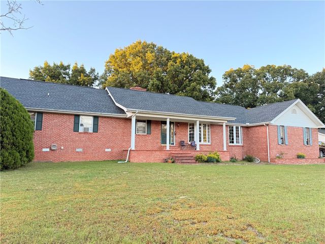 1014 Norristown Circle, Russellville, AR 72802