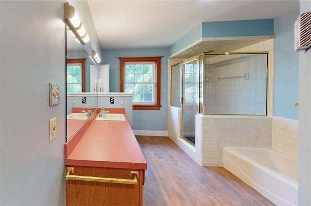 1014 Norristown Circle, Russellville, AR 72802