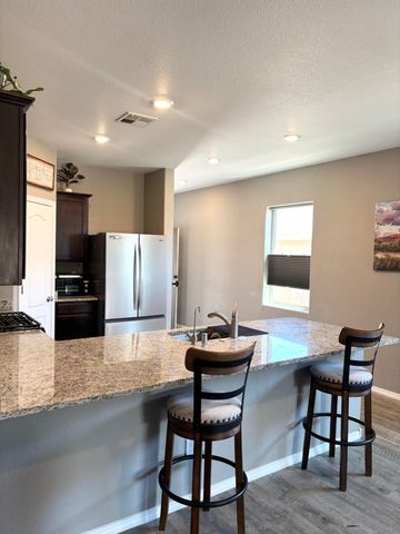 3413 N Oregon Trail Road NE, Rio Rancho, NM 87144