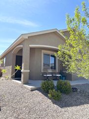 3413 N Oregon Trail Road NE, Rio Rancho, NM 87144