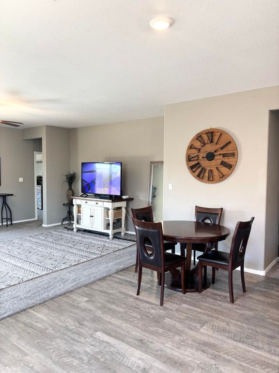 Image 13 of property listing at 3413 N Oregon Trail Road NE, Rio Rancho, NM 87144