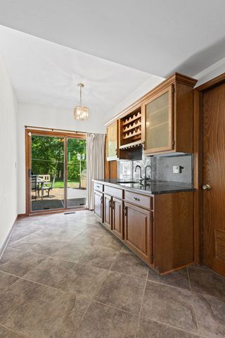 32675 N Forest Drive, Grayslake, IL 60030
