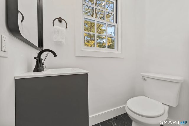 18 Sound Beach Avenue, Greenwich, CT 06870