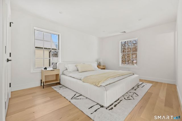 18 Sound Beach Avenue, Greenwich, CT 06870