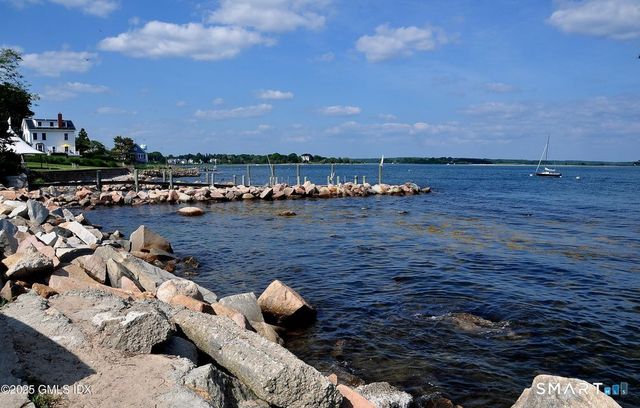 18 Sound Beach Avenue, Greenwich, CT 06870