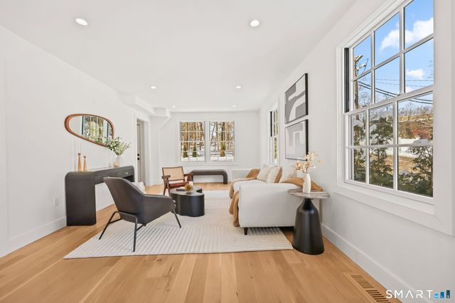 18 Sound Beach Avenue, Greenwich, CT 06870