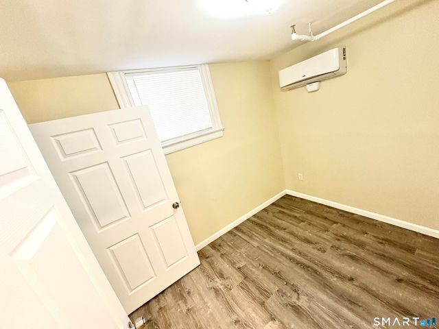 135 West Main Street 1C, Waterbury, CT 06702