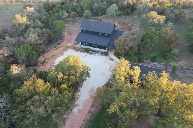 100 Rocky Hollow DR, Burnet, TX 78611