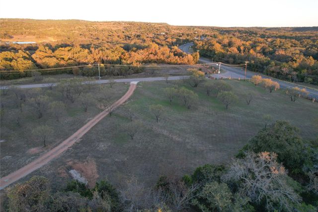 100 Rocky Hollow DR, Burnet, TX 78611