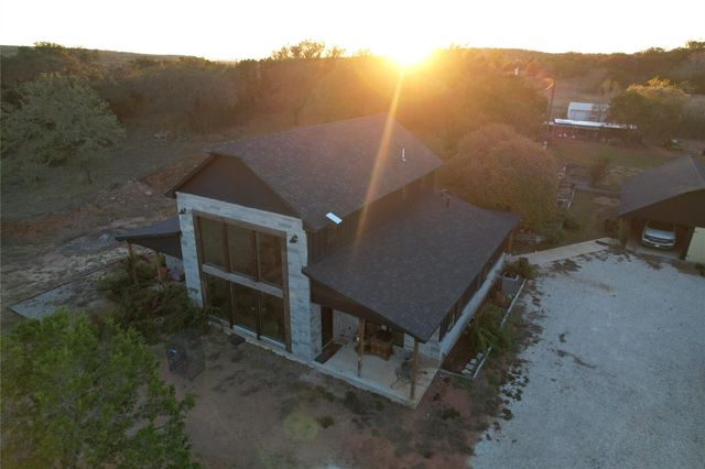100 Rocky Hollow DR, Burnet, TX 78611