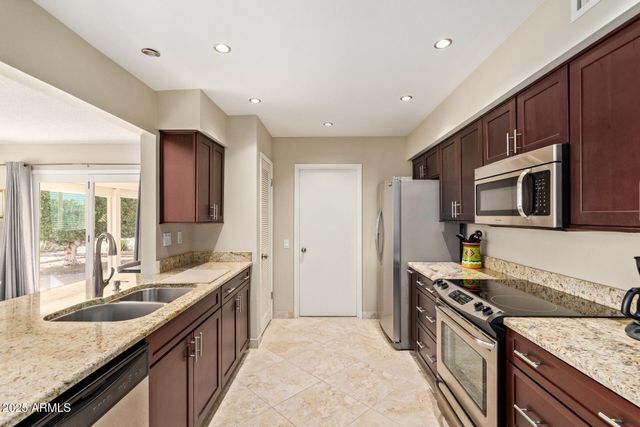 10511 W EDGEWOOD Drive, Sun City, AZ 85351