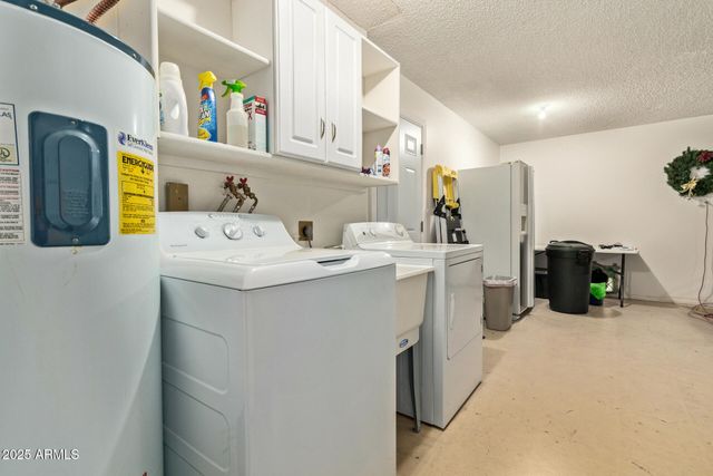 10511 W EDGEWOOD Drive, Sun City, AZ 85351