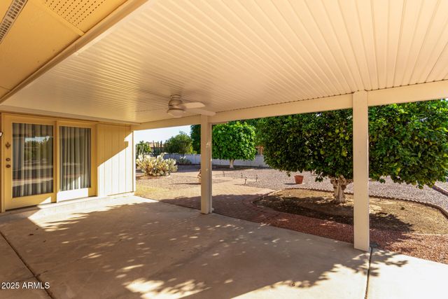 10511 W EDGEWOOD Drive, Sun City, AZ 85351
