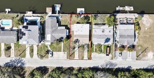 12527 1ST ISLE, Hudson, FL 34667