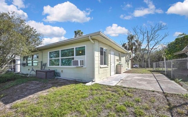 12527 1ST ISLE, Hudson, FL 34667