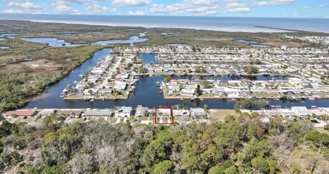 12527 1ST ISLE, Hudson, FL 34667