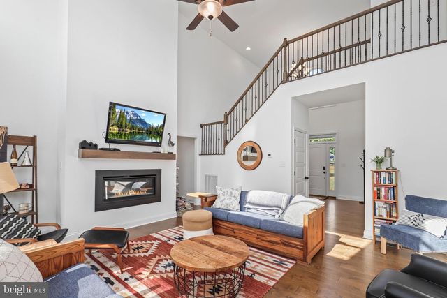 225 RAVEN RD, Bumpass, VA 23024