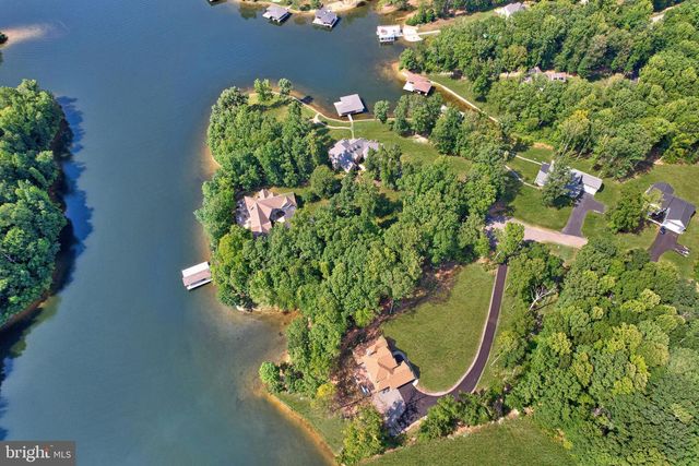 225 RAVEN RD, Bumpass, VA 23024