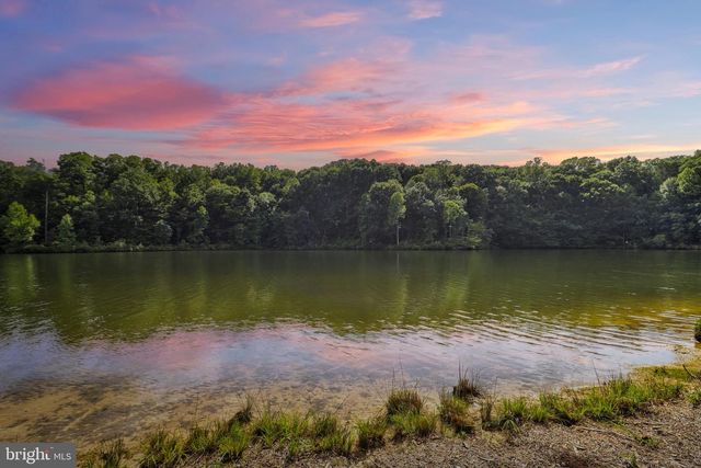 225 RAVEN RD, Bumpass, VA 23024