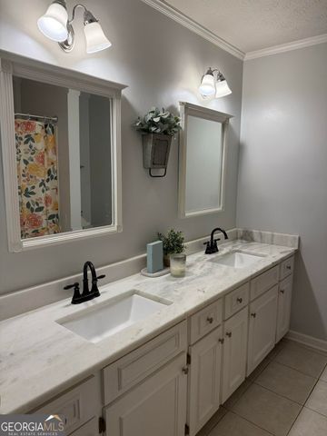 127 Ashling Drive, Lagrange, GA 30240