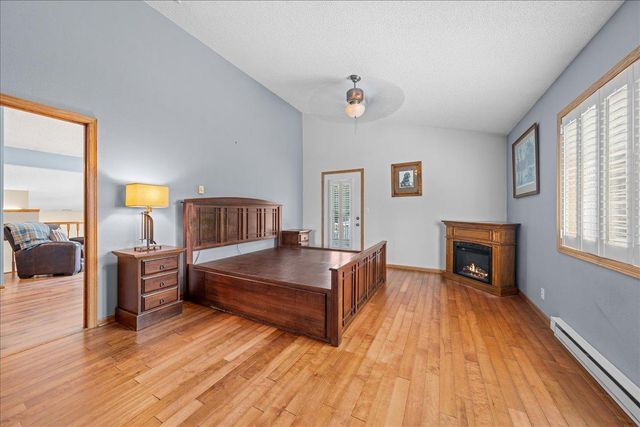 1041 River Drive, River Falls, WI 54022