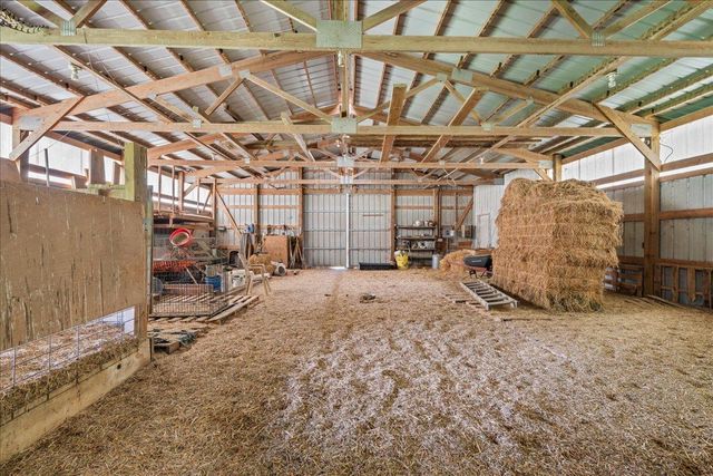 1041 River Drive, River Falls, WI 54022