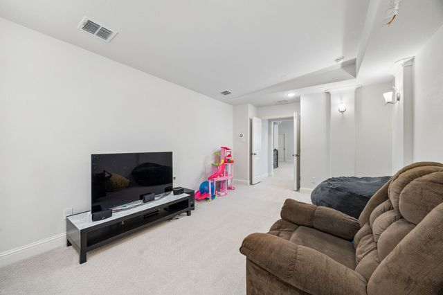 7826 Uxbridge Drive, Irving, TX 75063