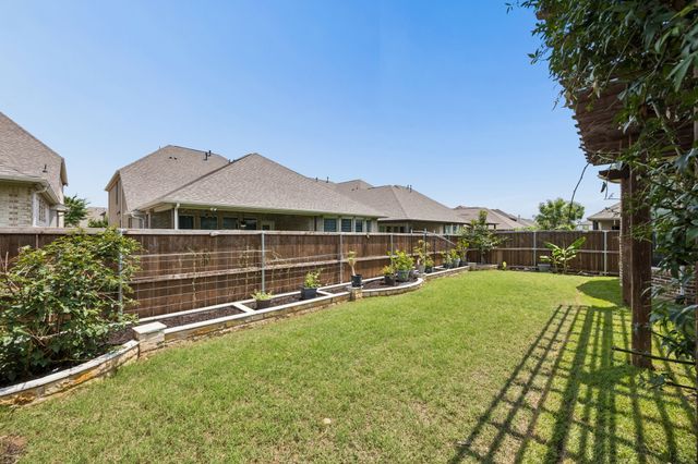 7826 Uxbridge Drive, Irving, TX 75063