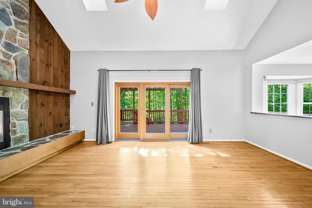 9723 STIPP ST, Burke, VA 22015