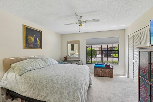 6615 INVERARY LN, Spring Hill, FL 34606