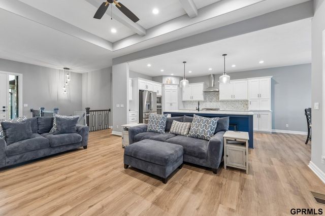 11207 N 170Th Street, Bennington, NE 68007