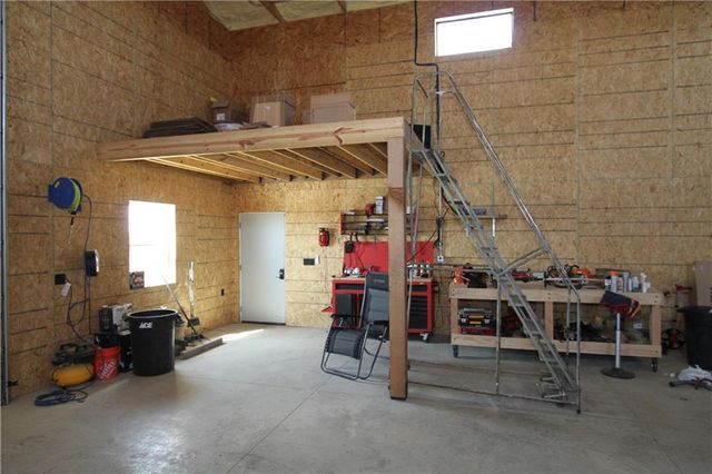 35604 W 151st Street, Gardner, KS 66030