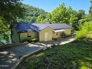 465 Big Oak, Butler, TN 37640
