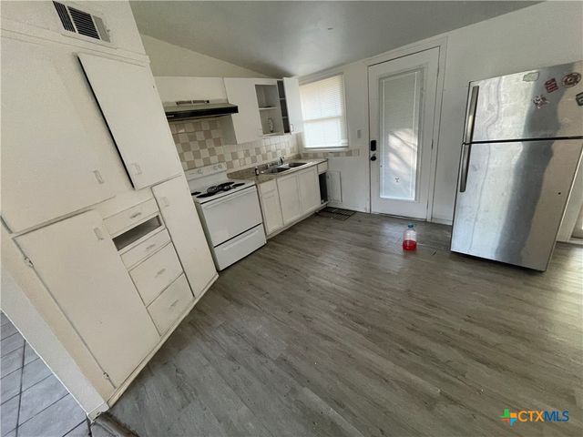 813 Evergreen Drive, Killeen, TX 76541