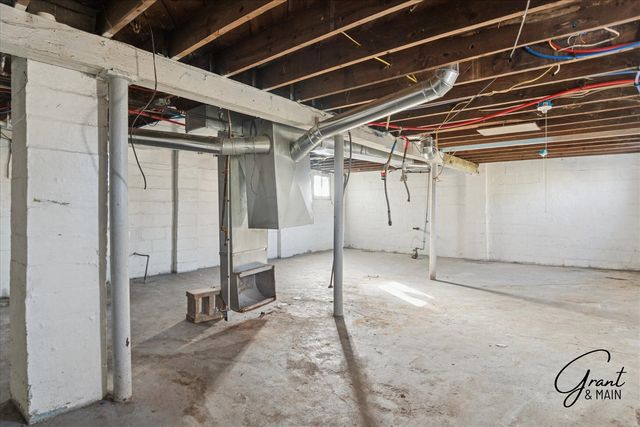 15488 Wildemere Street, Detroit, MI 48238