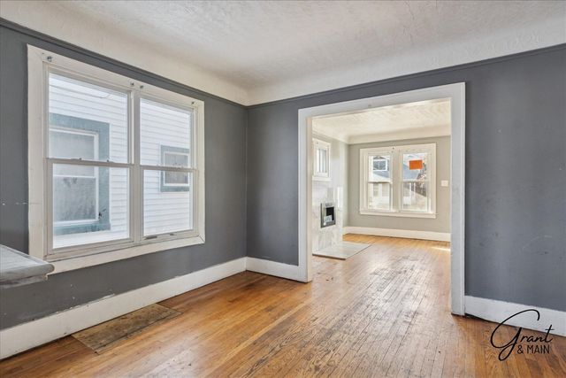 15488 Wildemere Street, Detroit, MI 48238