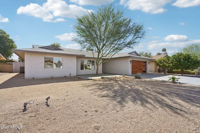 8707 E CLARENDON Avenue, Scottsdale, AZ 85251