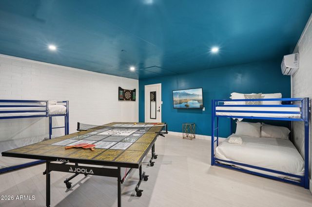 8707 E CLARENDON Avenue, Scottsdale, AZ 85251