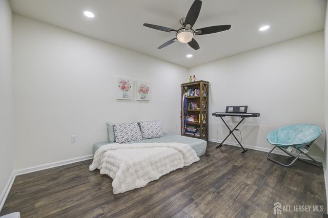 107 Charleston Drive, Monroe, NJ 08831