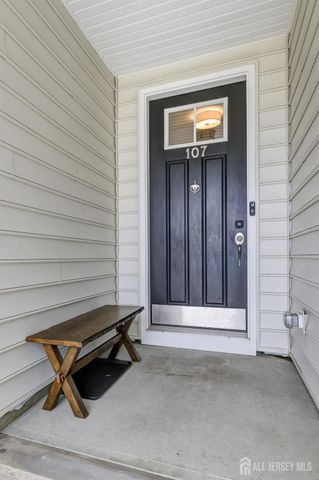 107 Charleston Drive, Monroe, NJ 08831