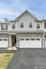 107 Charleston Drive, Monroe, NJ 08831