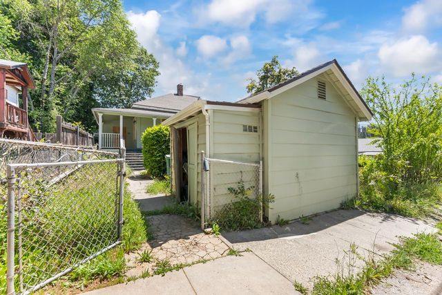 303 Bennett St, Grass Valley, CA 95945
