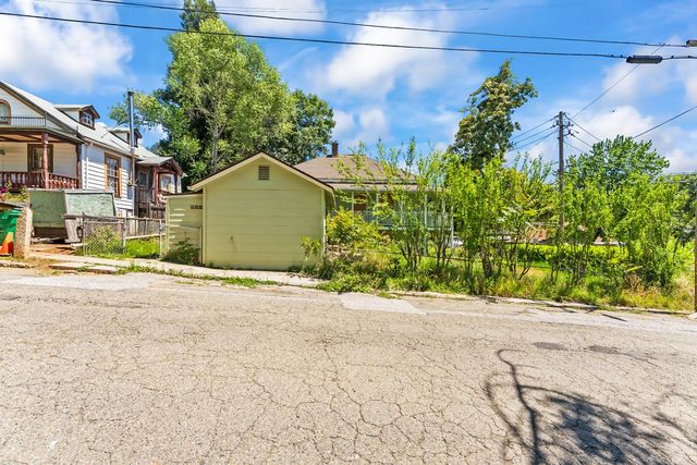 303 Bennett St, Grass Valley, CA 95945